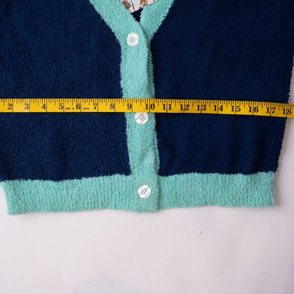 NTW -- Cabana by Crown & Ivy Womens Sweater Cardigan Cropped Front Button Front - Picture 4 of 8
